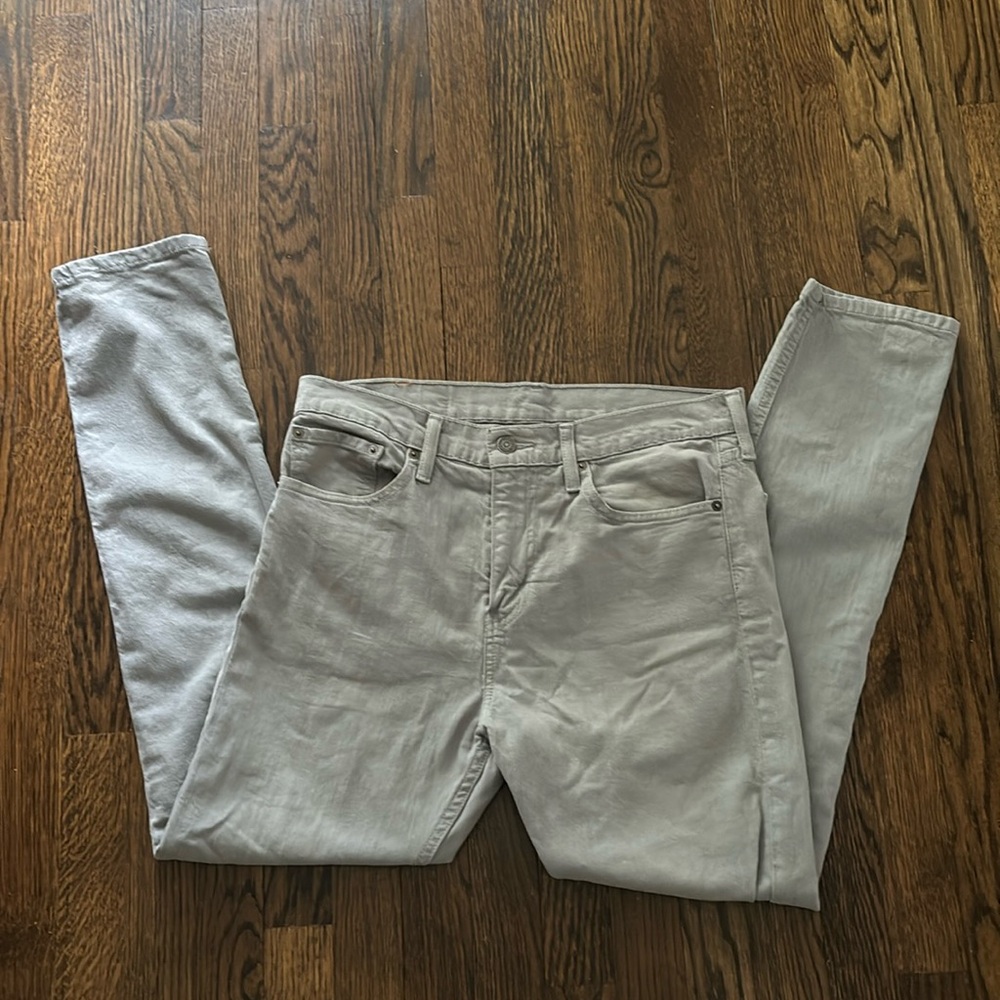 Gray Levi jeans, 510 straight leg 31W30L